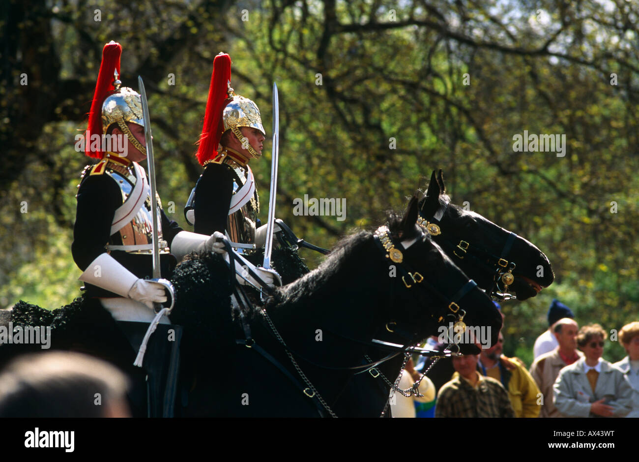 England, London. Household Cavalry vor Buckingham Palast. Stockfoto