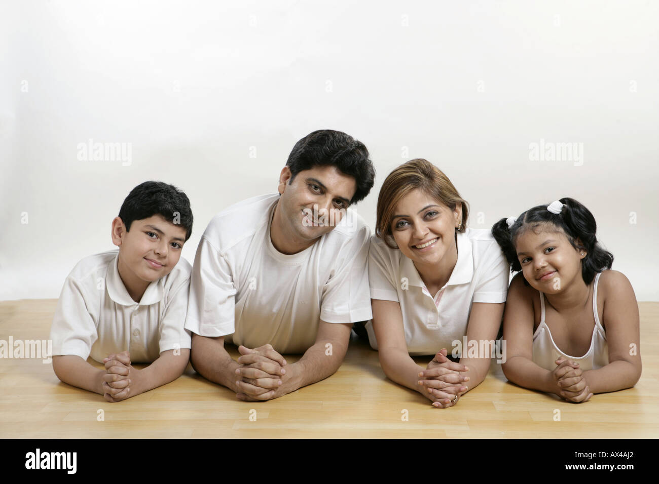 Porträt einer glücklichen Familie Stockfoto