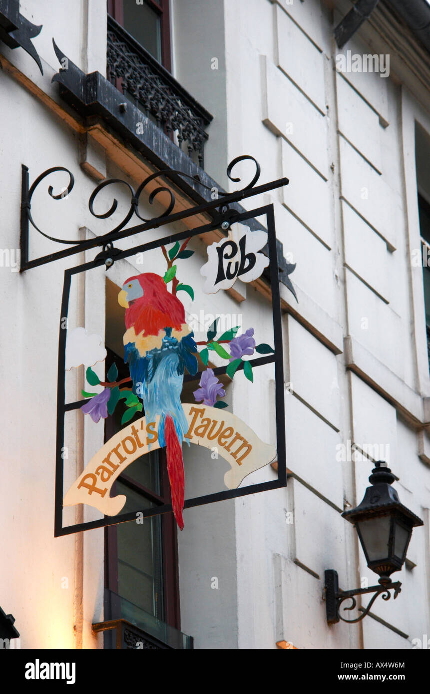 Parrot's Tavern sign, Cour du Commerce Saint-André, Paris, Frankreich Stockfoto