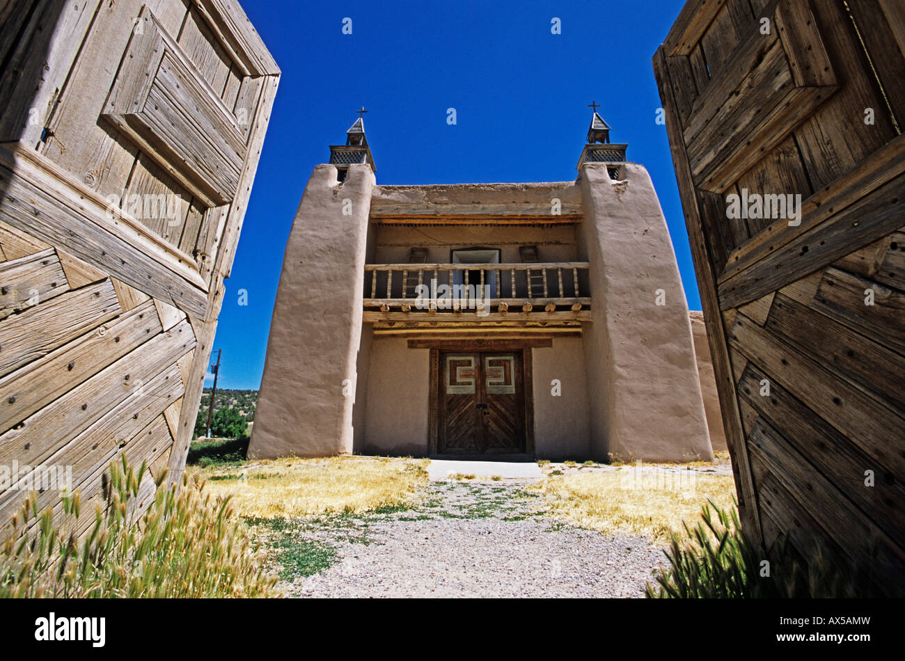 Kirche von San Jose de Gracia in Trampas auf der Landstraße zwischen Santa Fe und Taos, New Mexico, USA, Amerika Stockfoto