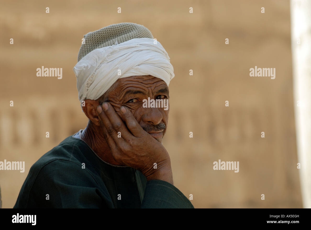 Agyptische Kopfbedeckung Stockfotos Und Bilder Kaufen Alamy