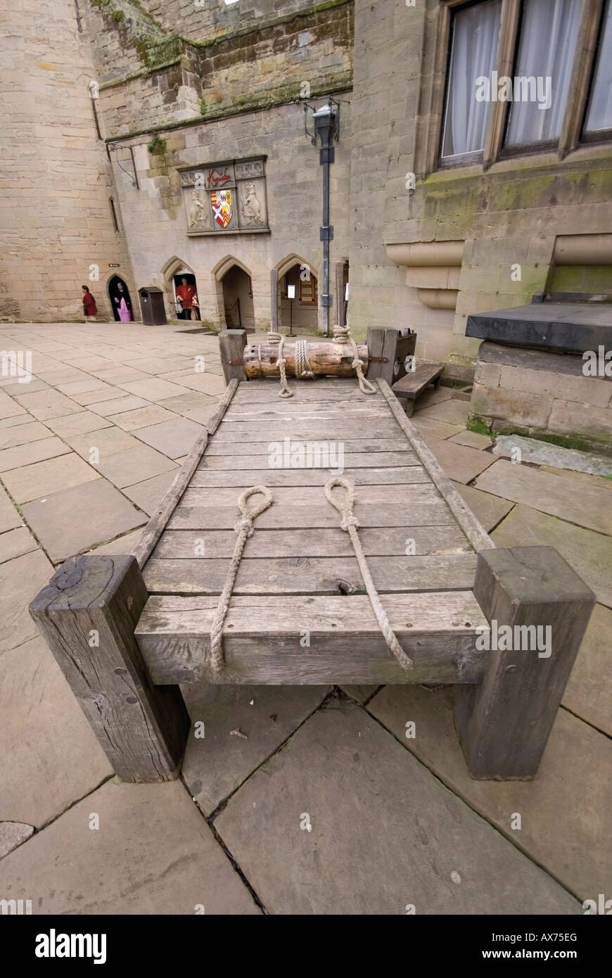 Streckbank folter Fotos und Bildmaterial in hoher Auflösung Alamy