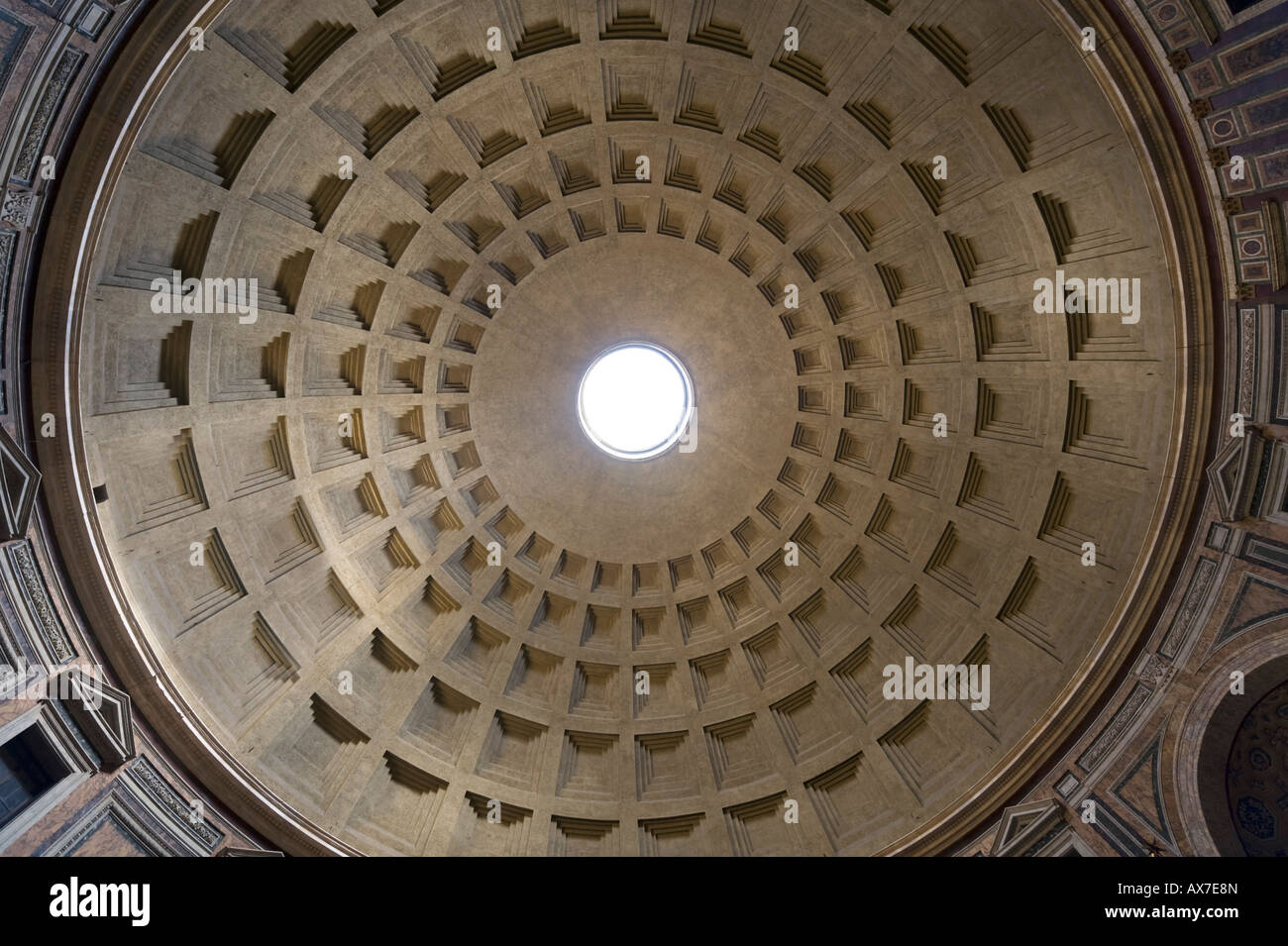 Gewölbte Dach des Pantheon, Piazza della Rotonda, Altstadt, Rom, Italien Stockfoto