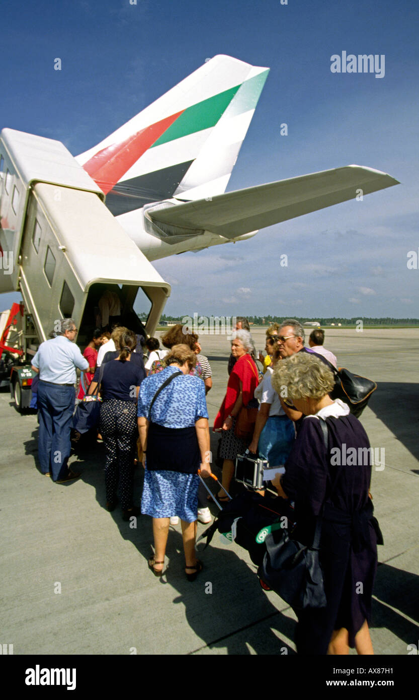 Sri Lanka Colombo Airport Fluggästen Emirates Airlines A310-300 Airbus Stockfoto