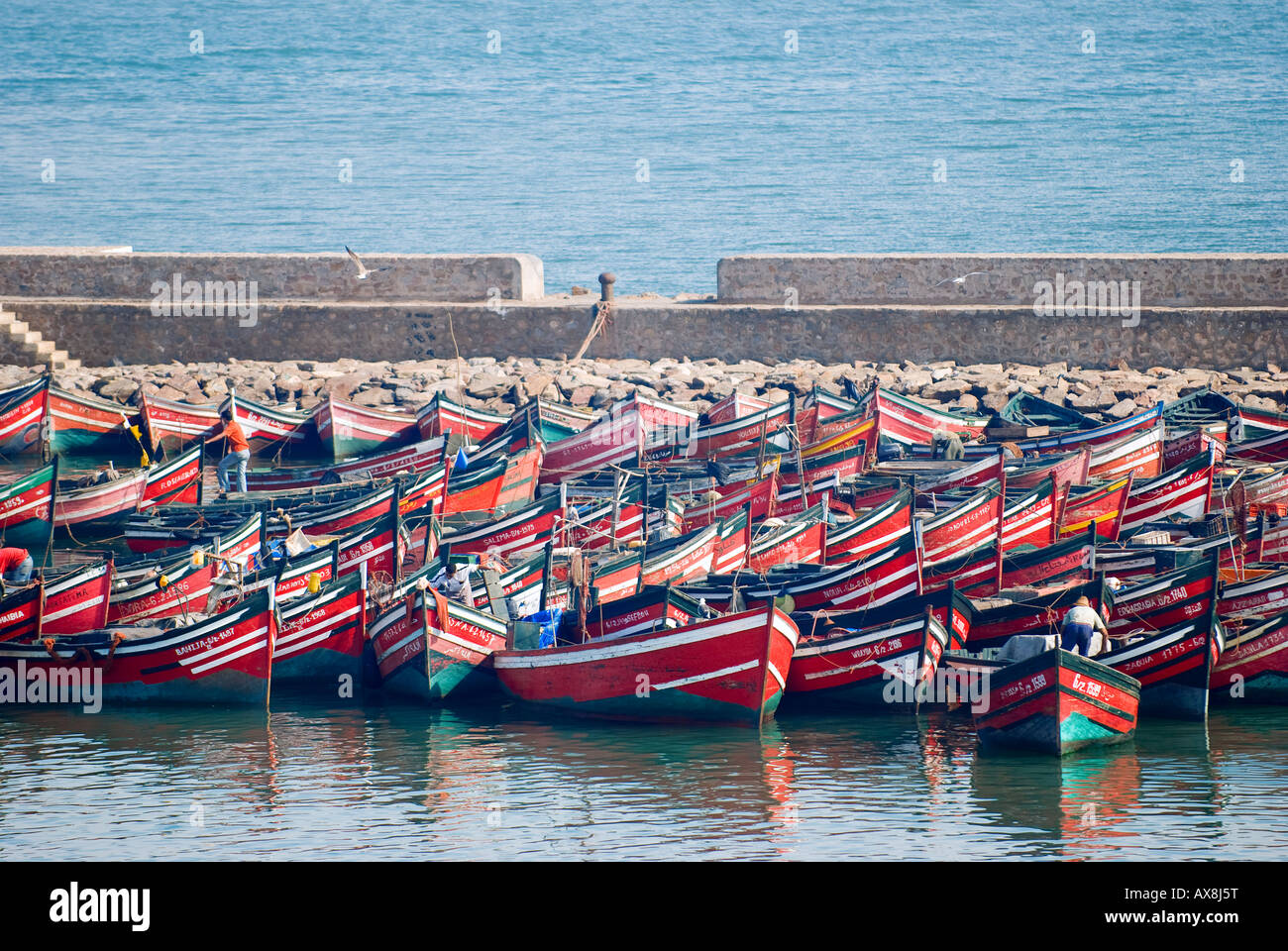 Traditionelle Fischerboote in alten portugiesischen Stadt von El Jadida (Mazagan), Marokko Stockfoto