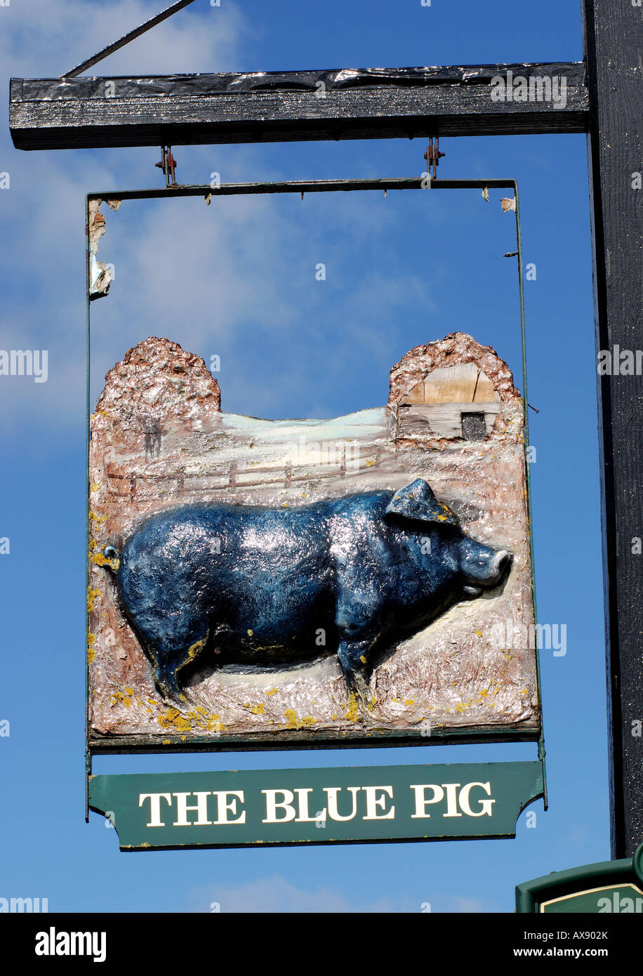 Die Blue Pig Pub Schild, Wolvey, Warwickshire, England, UK Stockfoto