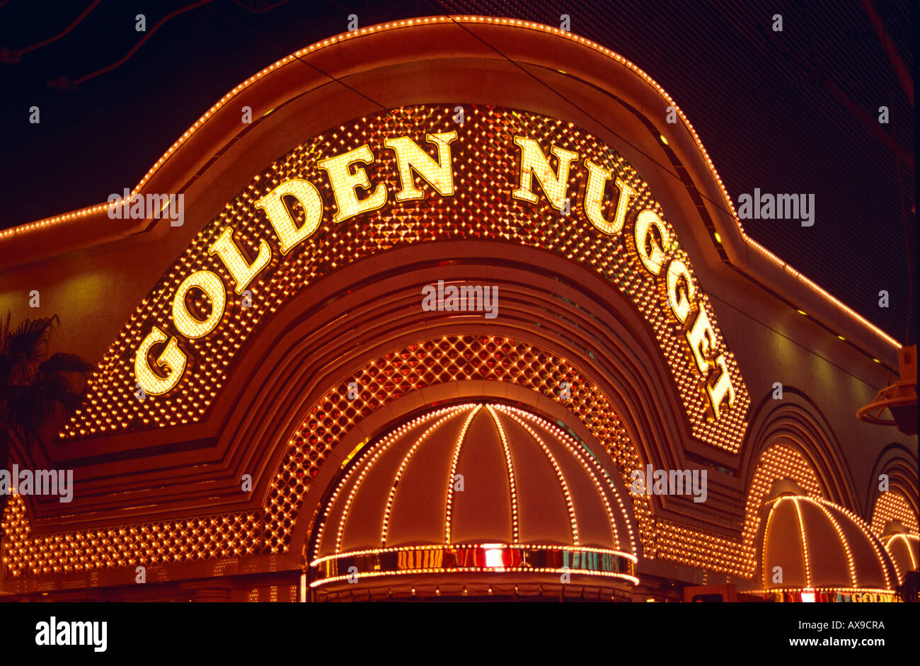 Golden Nugget Hotel &amp; Casino in der Nacht, Las Vegas, Nevada, USA Stockfoto