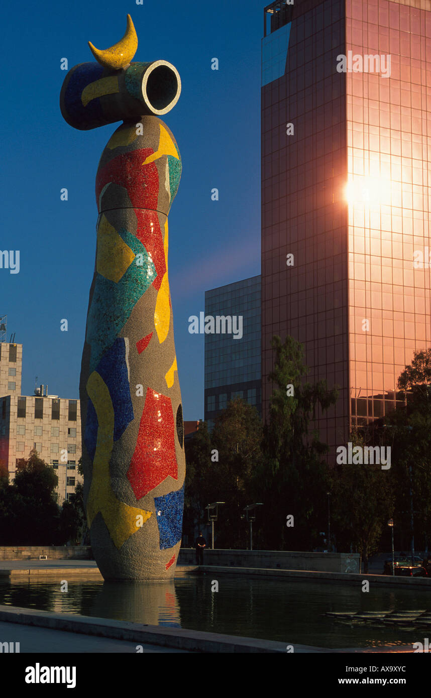 Skulptur Frau Und Vogel, Parc Joan Miró, Barcelona-Katalonien, Spanien Stockfoto