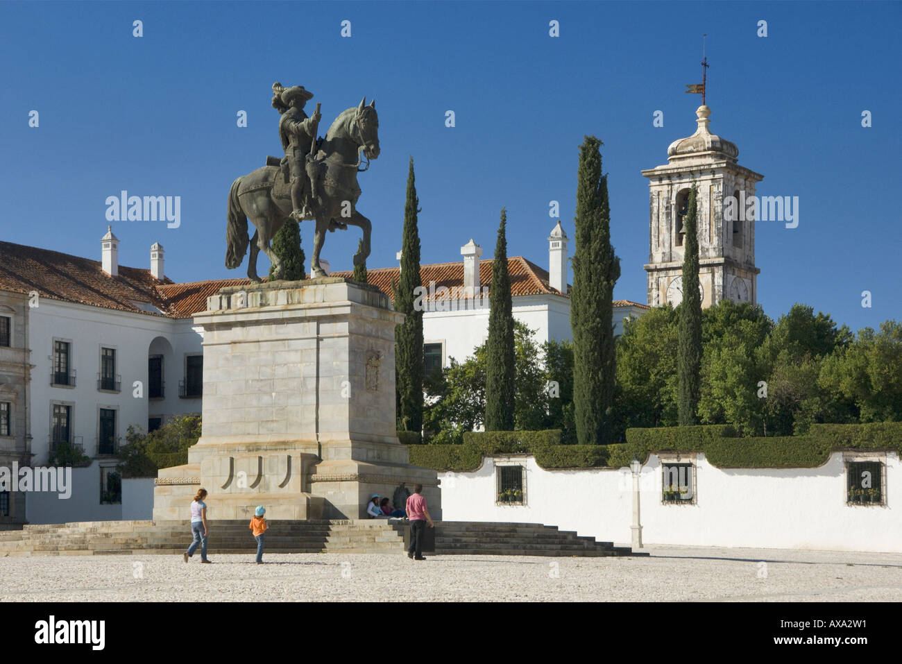 Alentejo Portugal, Vila Vicosa, die Reiterstatue in der Terreiro do Paco Platz Stockfoto