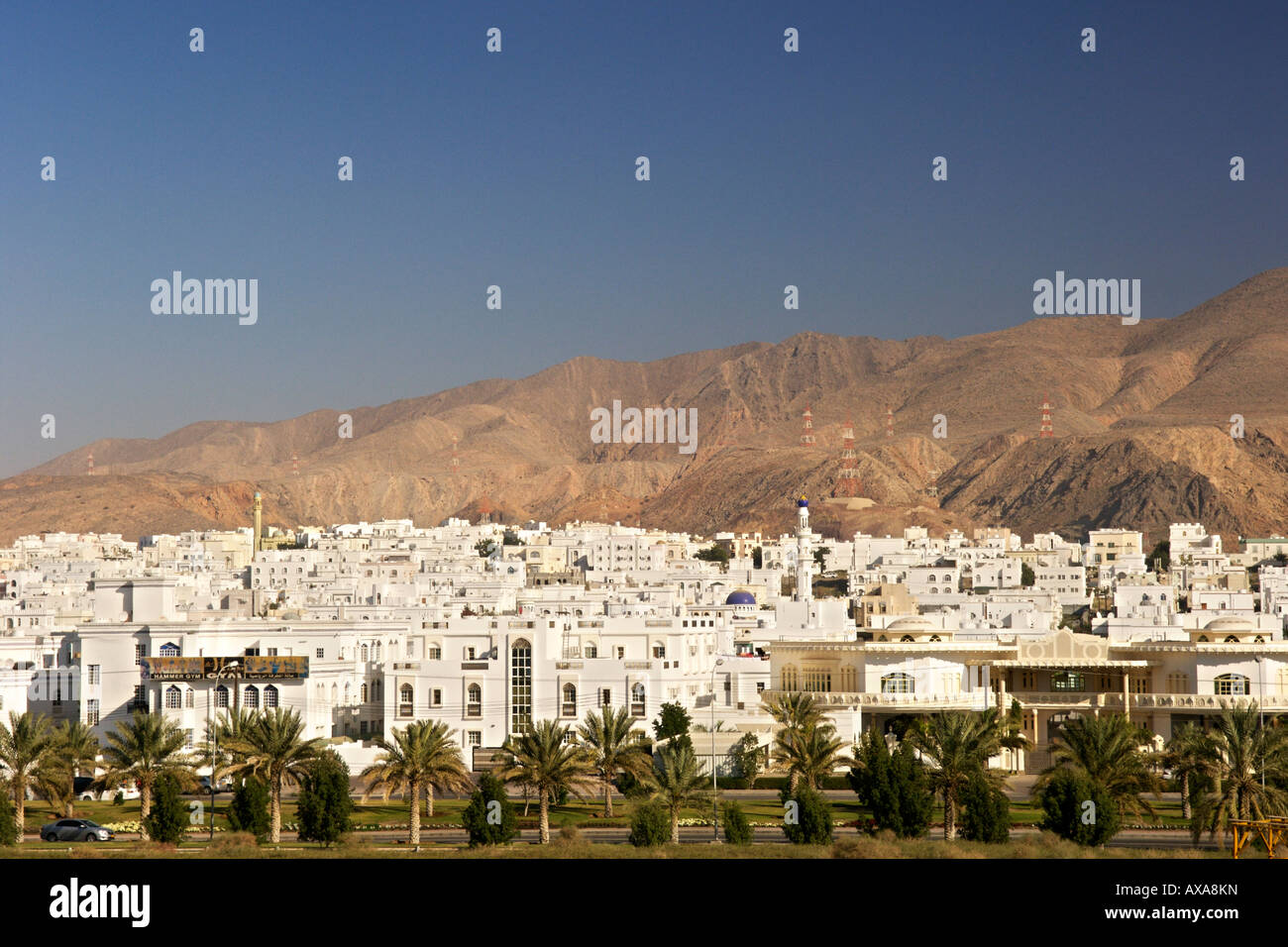 Blick über Al Khuwair 33, einem Vorort von neuen Muscat, der Hauptstadt des Sultanats Oman. Stockfoto