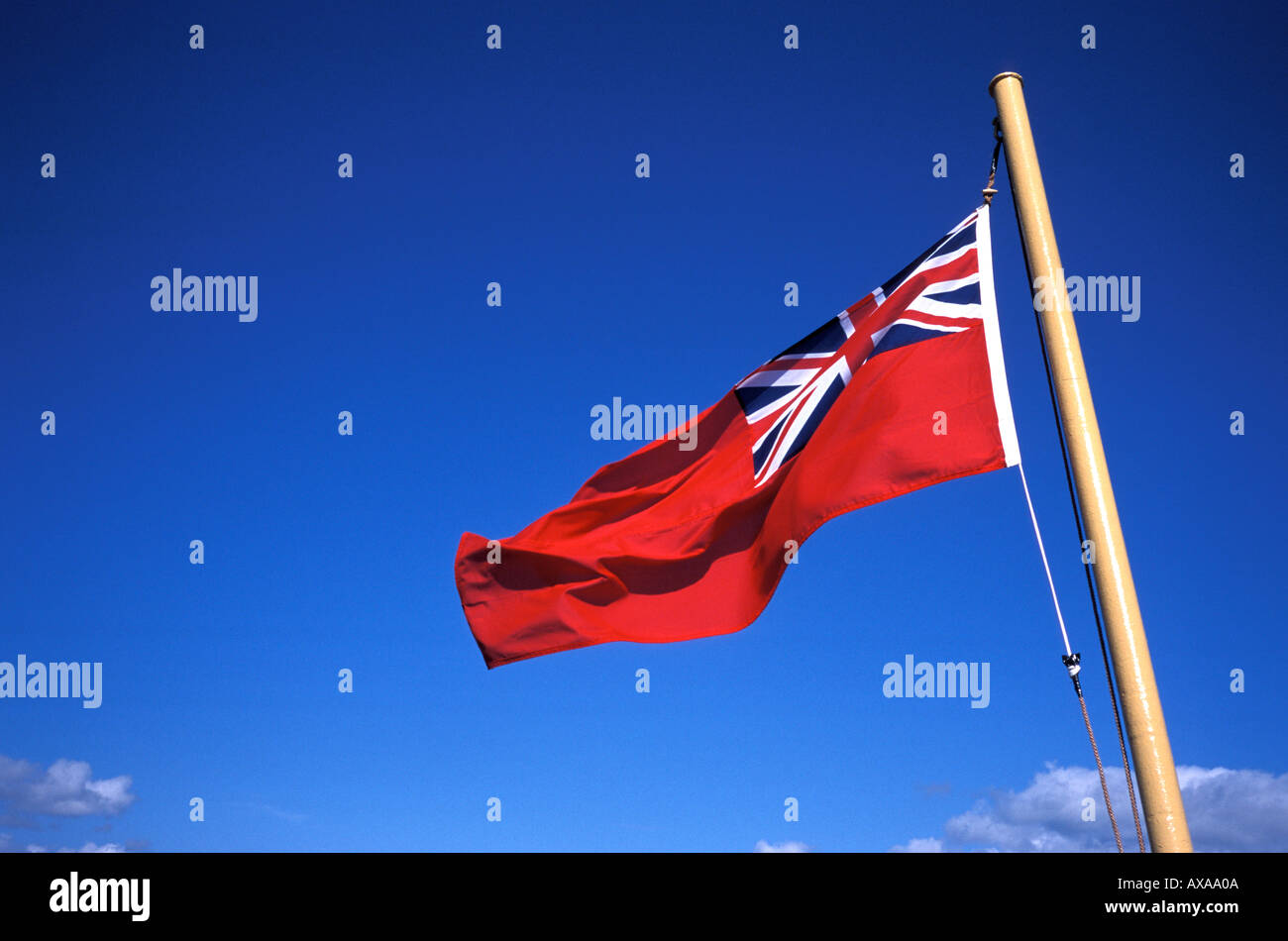 Königliche Flagge winken in Brise aus der Fähre von der Isle of Mull, Schottland Stockfoto