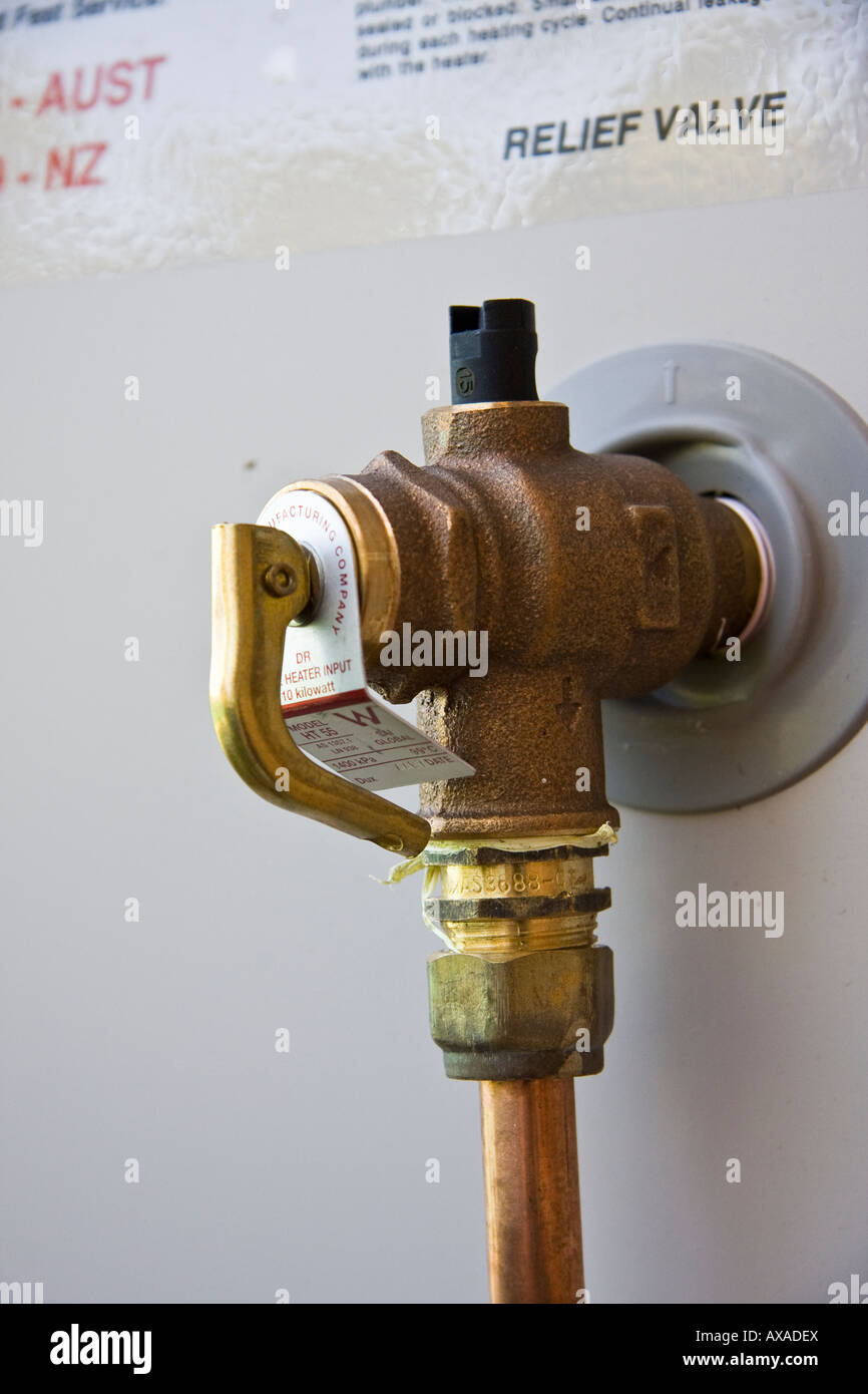 Automatische Entlüftung Ventil oder Entlüftungsventil ist ein  sanitär-Ventil, das benutzt wird, um automatisch eingeschlossene Luft aus  der Heizung lösen Stockfotografie - Alamy