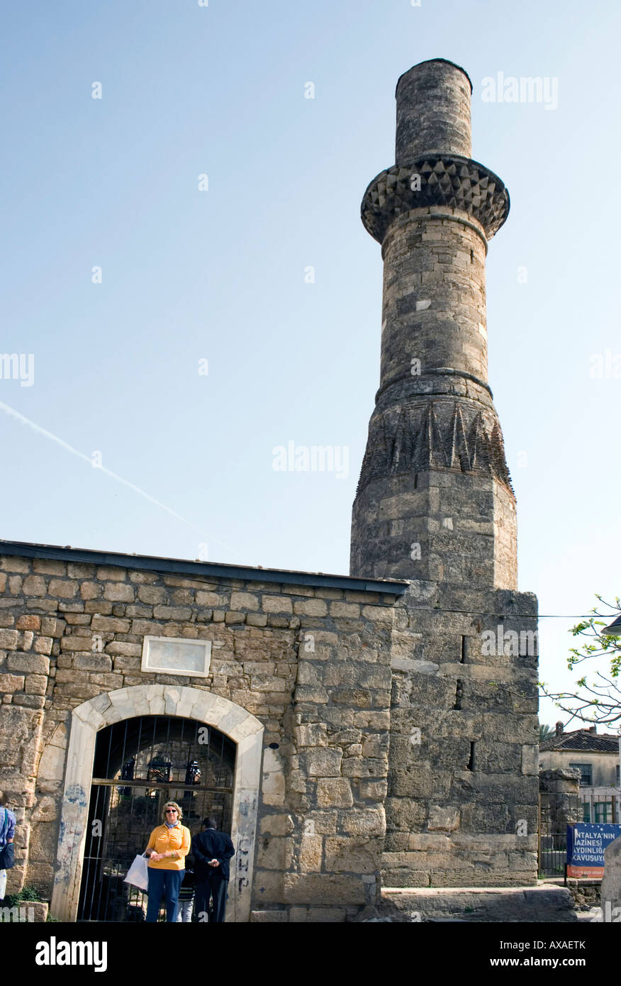 Antalya Korkut Moschee mit Minarett abgeschnitten Stockfoto