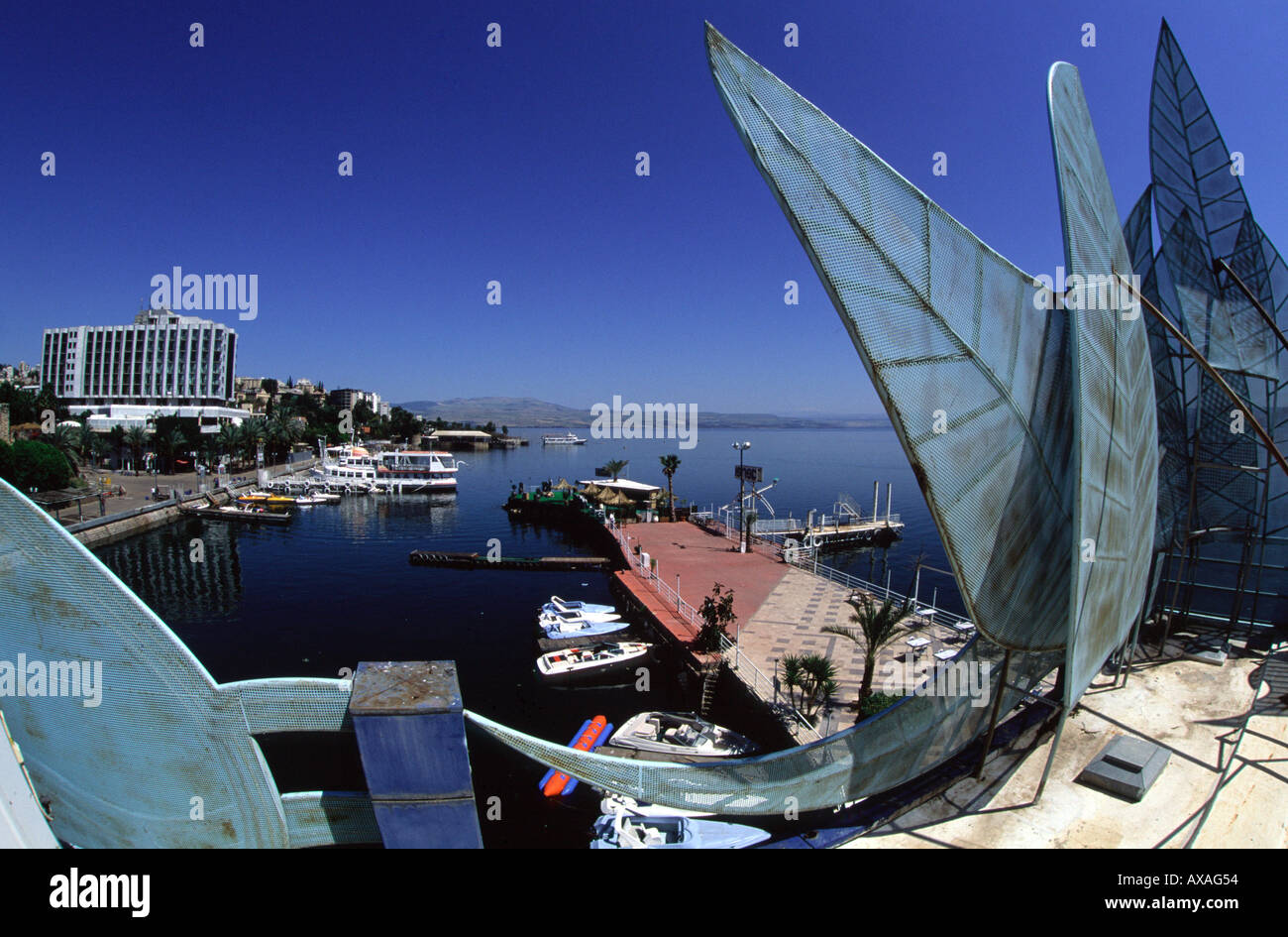 Die Stadt Ufer von Tiberias am See Genezareth, auch Kinneret oder See Tiberias ein großer Süßwassersee im Norden Israels Stockfoto