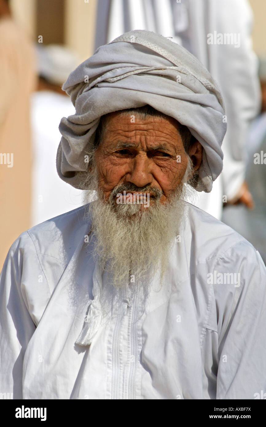 Omanische Mann in der Stadt von Nizwa, Oman. Stockfoto
