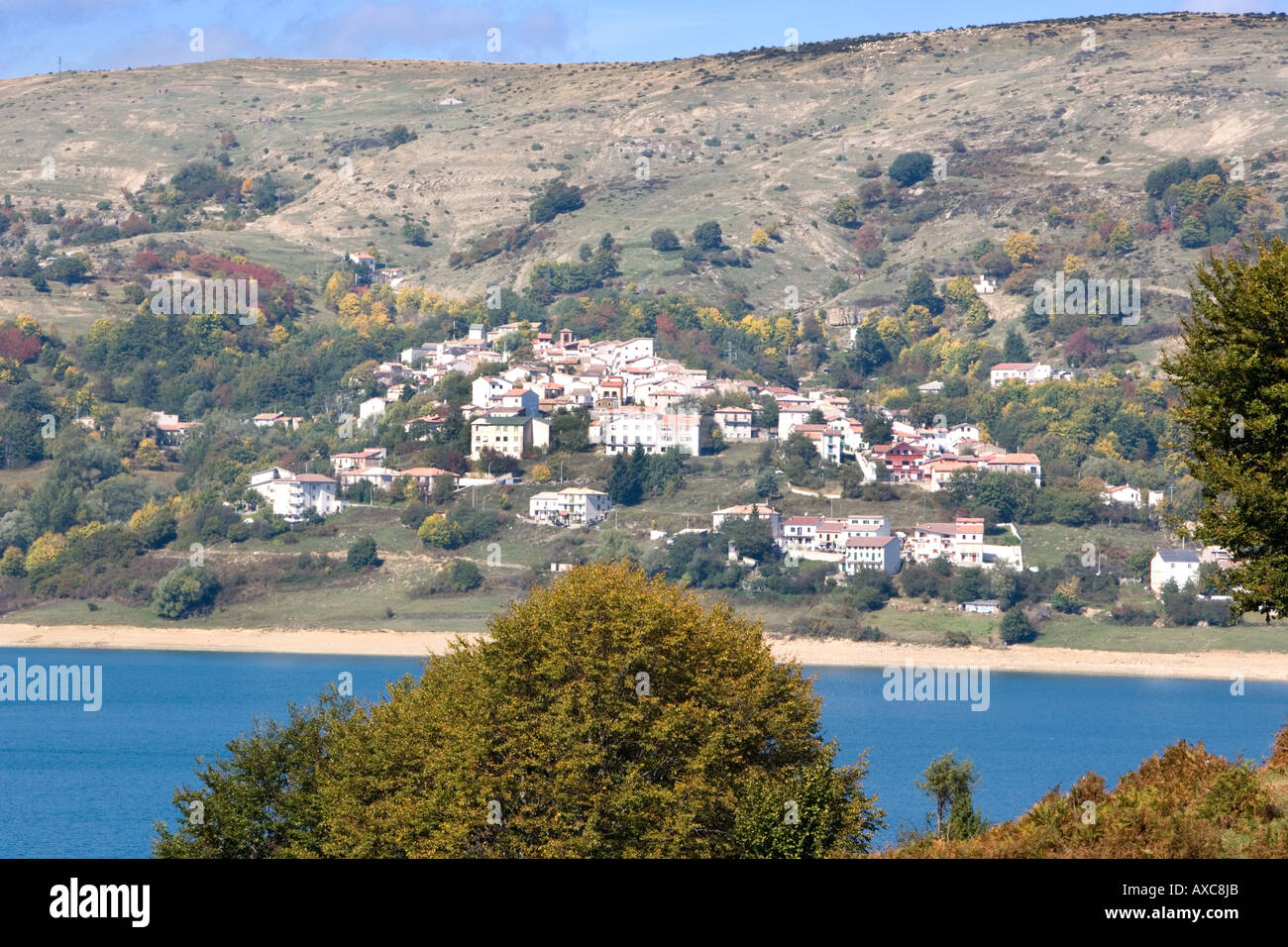 Lago di Campotosto Gran Sasso Parco Nazionale Abruzzen Italien Stockfoto