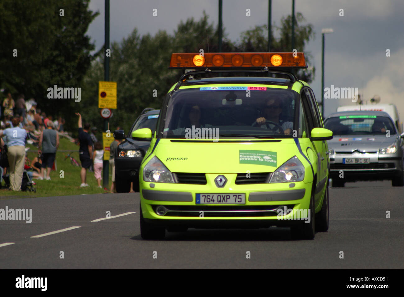 Tour de France uk Werbe Escort Fahrzeug van Stockfoto