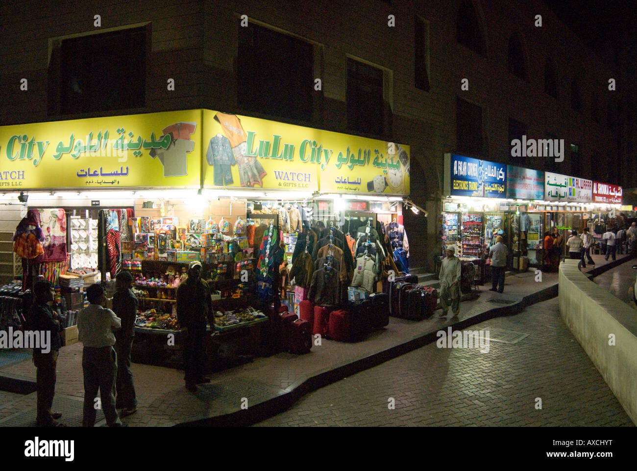 Straßenmarkt in Nacht Abu Dhabi Stockfoto