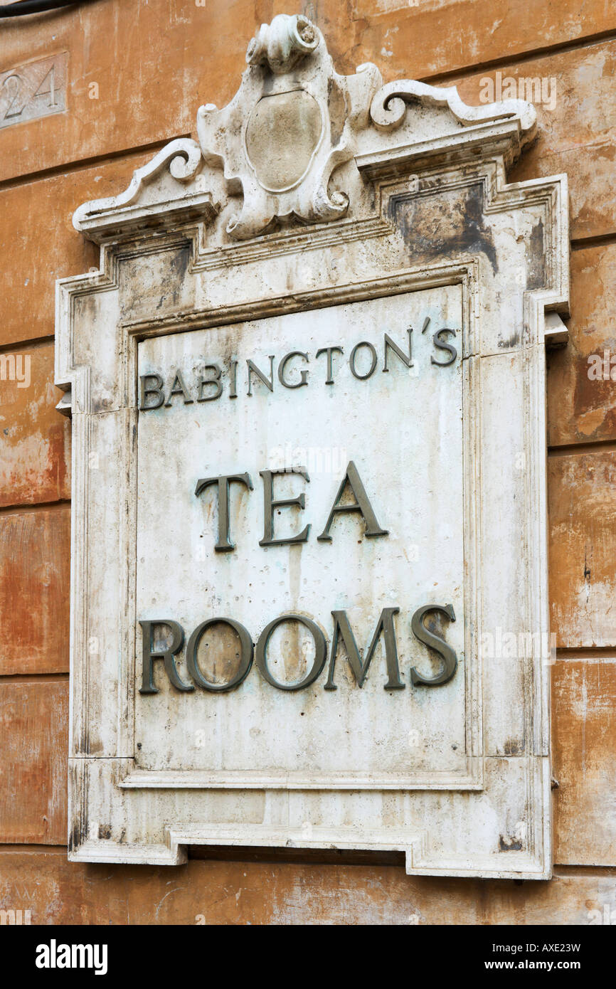 Zeichen für Babingtons Tea Rooms in der Nähe von der spanischen Treppe, Altstadt, Rom, Italien Stockfoto