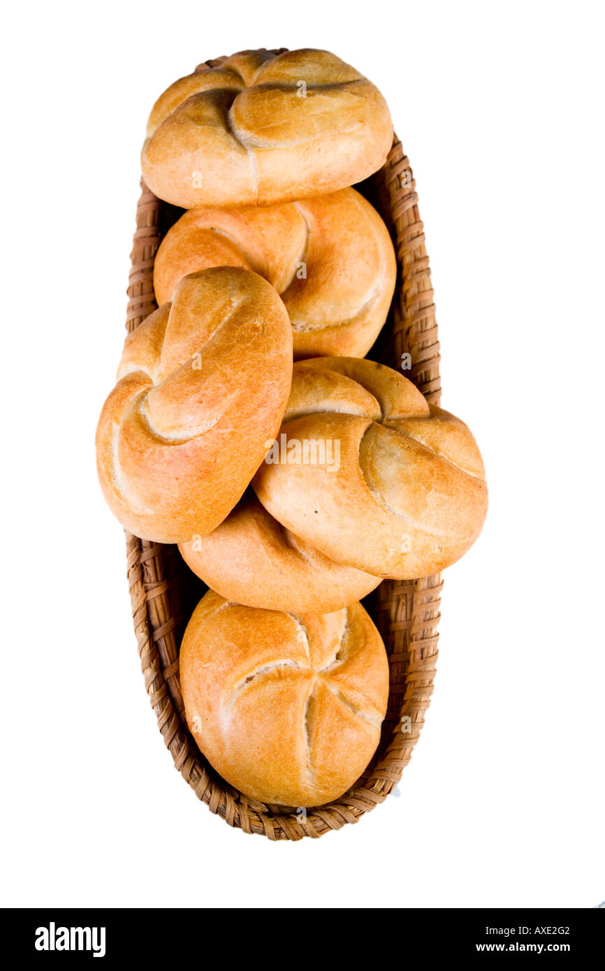 Brotkorb mit Brötchen Stockfoto