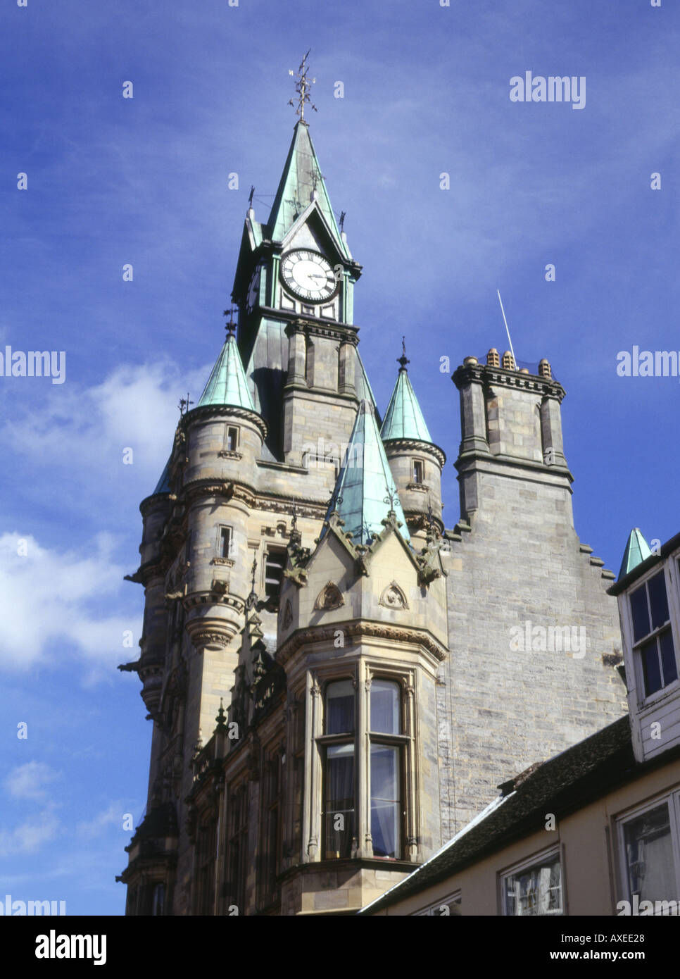 dh DUNFERMLINE FIFE Rathaus Uhrturm Wahrzeichen Stockfoto