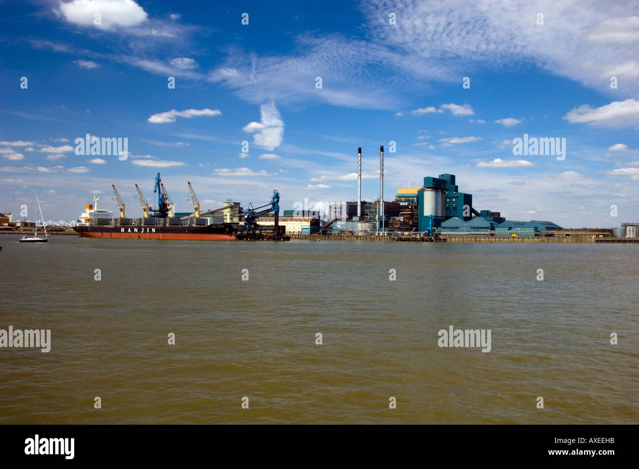 Thames Barrier und Fluss Themse-Mündung Woolwich London se28 England uk Stockfoto