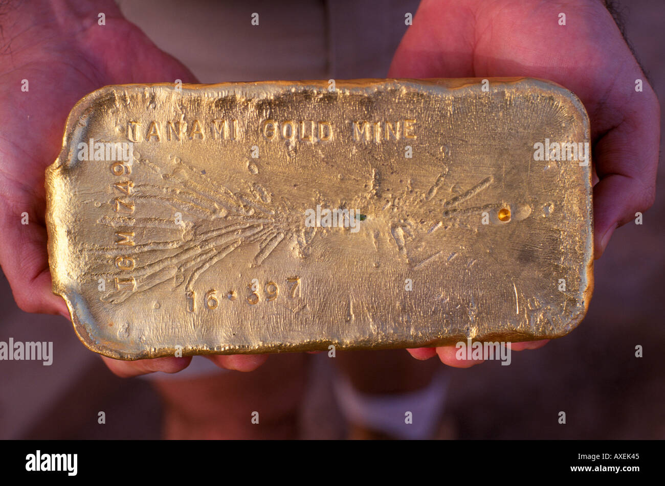 16,5 kg gold bar, Tanami Goldmine Australien Stockfoto