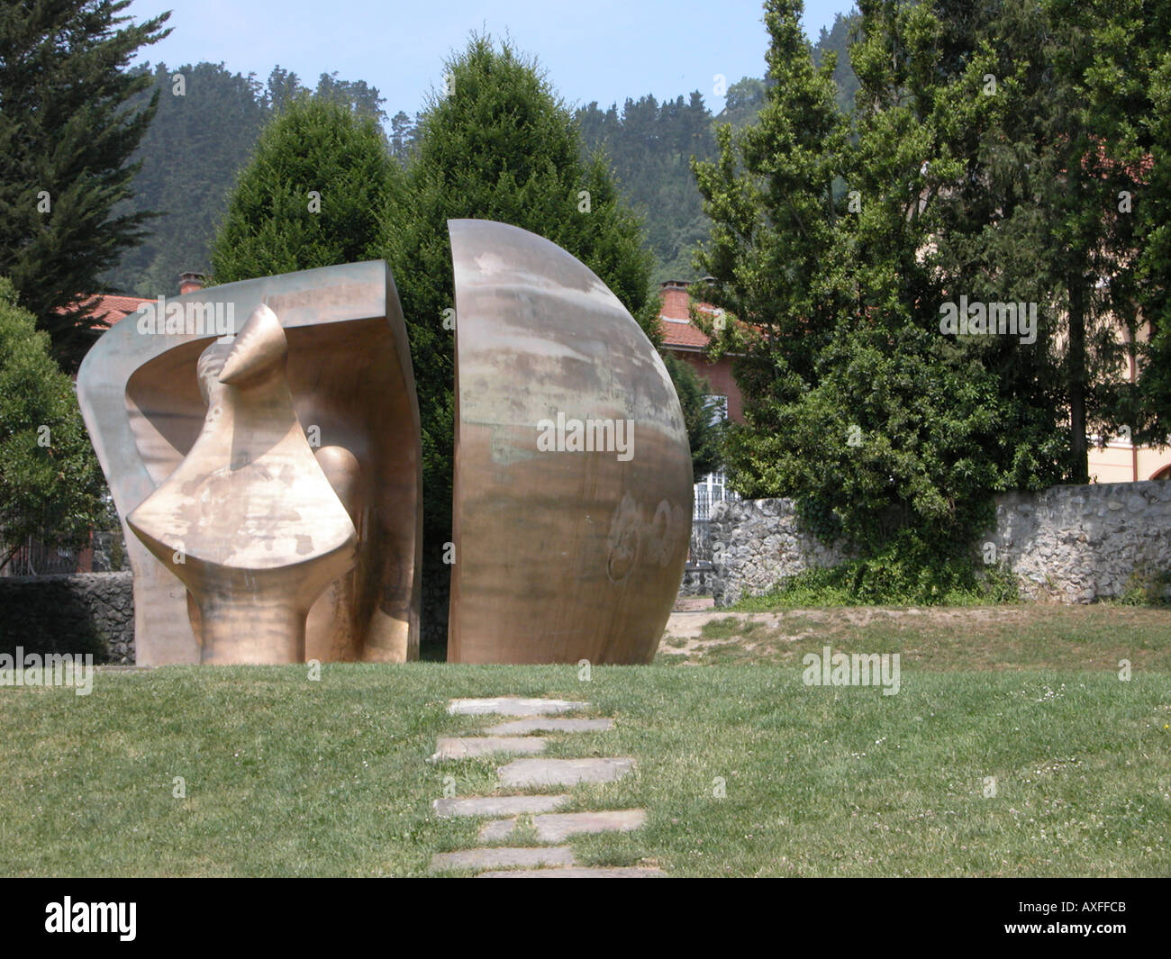 Henry Moore Skulpturen im Parque de Los Pueblos de Europa Gernika Baskenland Spanien Stockfoto