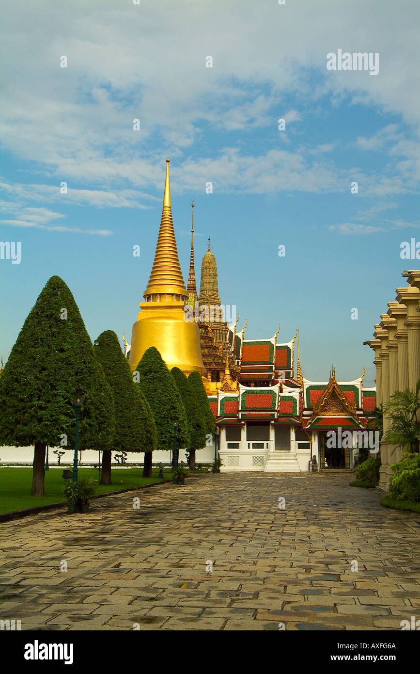 Thailand Bangkok vergoldeten Pagode des Chedi Pra Si Ratana am Wat Pra Keo Stockfoto