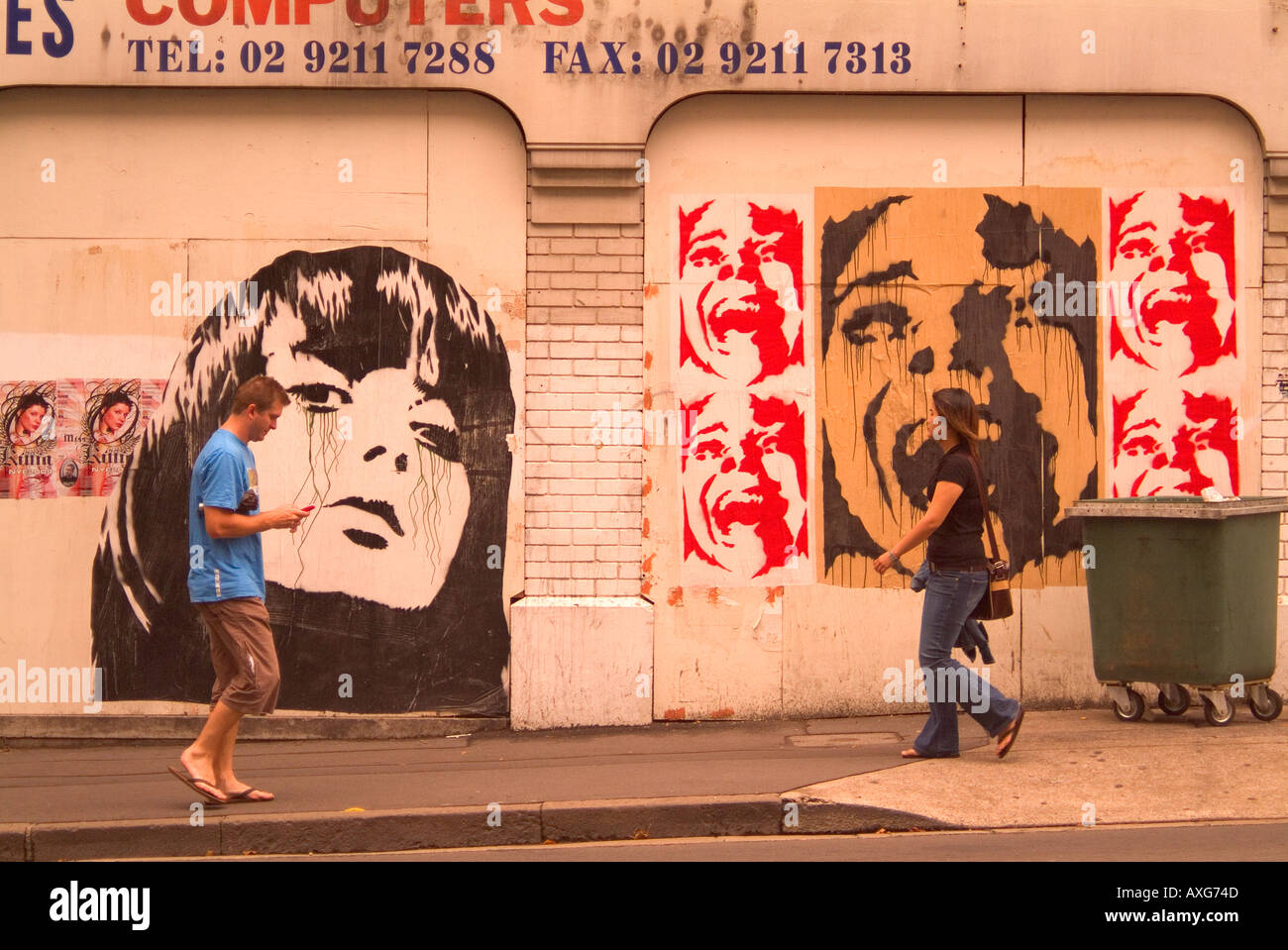 Sydney Straßenszene mit Graffiti und Wand art Stockfoto