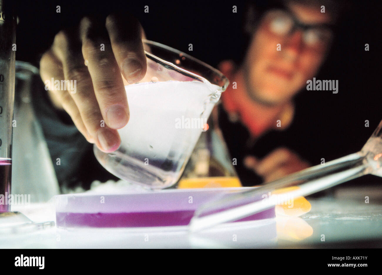 Biochemiker Medikament Synthese beteiligt Stockfoto
