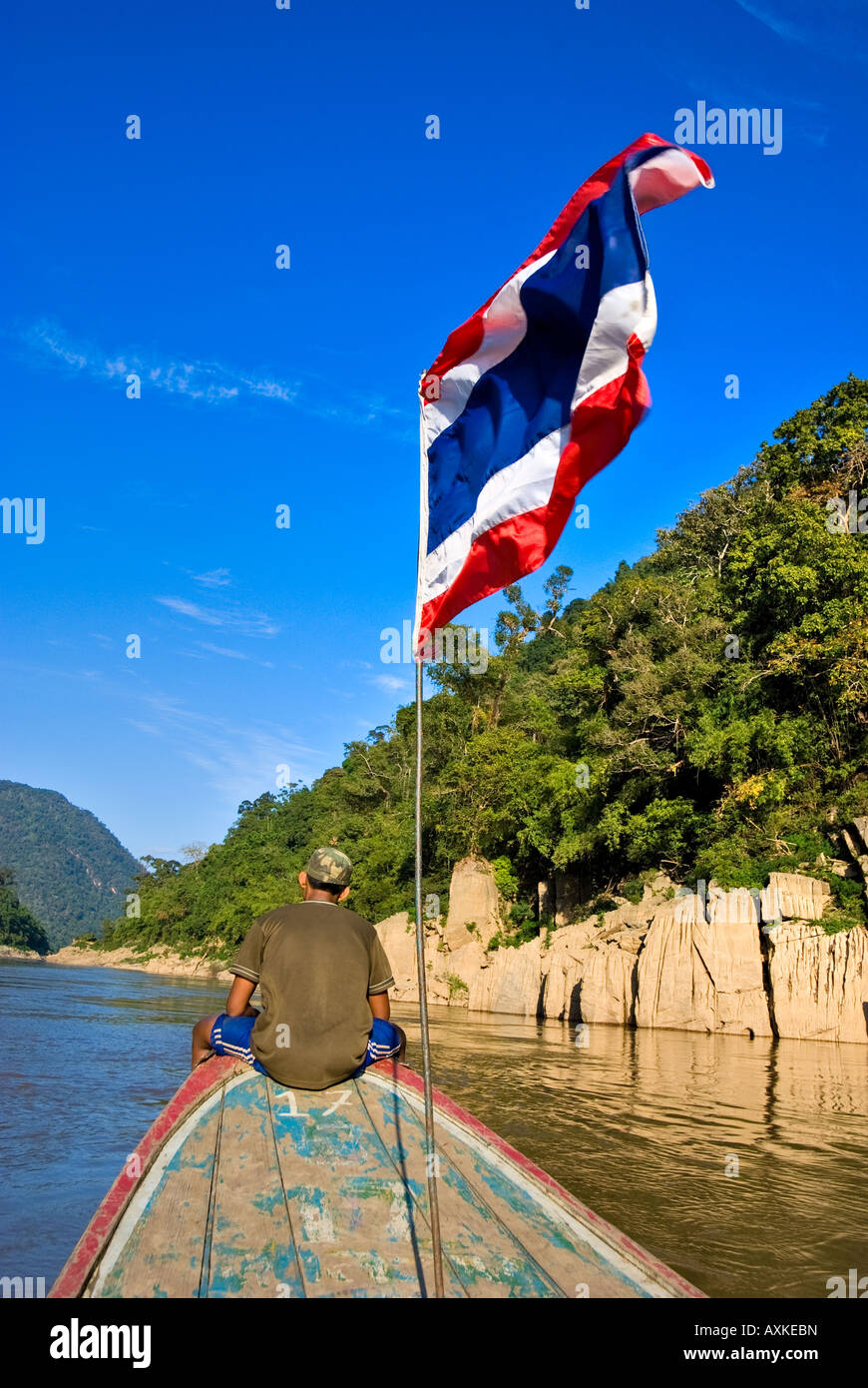 Segeln auf einem Fluss zwischen Thailand und Myanmar Küste Stockfoto