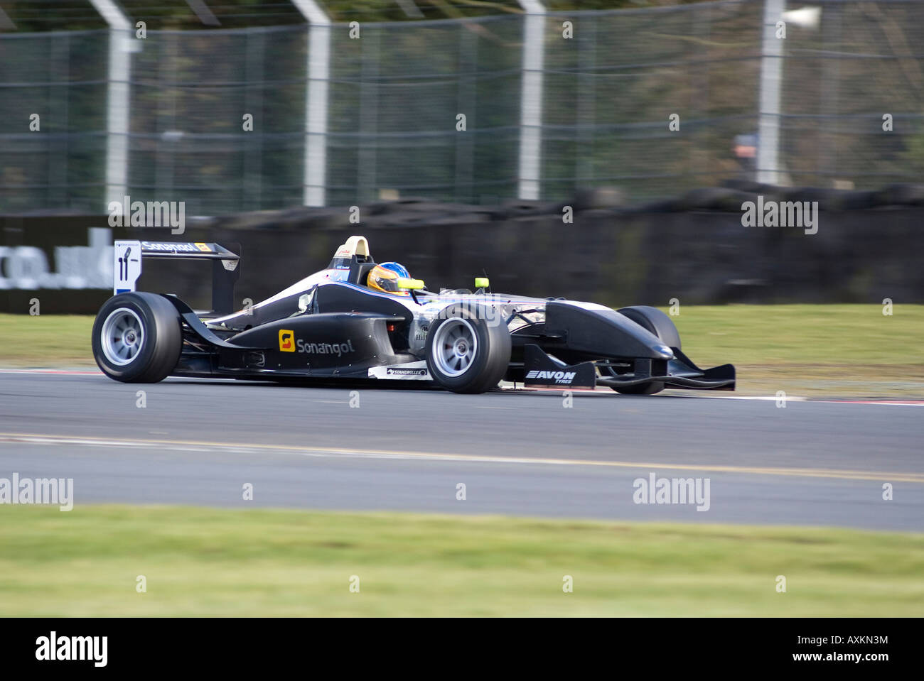 Mygale M-08F3 Mercedes HWA britische F3 internationale Serie Rennwagen bei Oulton Park Motor Race Circuit Cheshire England UK Stockfoto