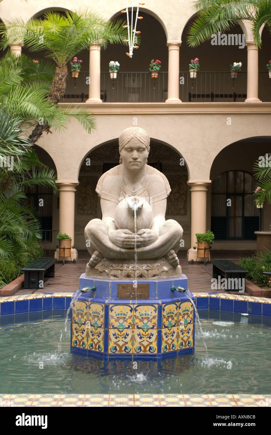 Statue von Tehuantepec im Brunnen spanischen Innenhof Balboa Park, San Diego Kalifornien Stockfoto