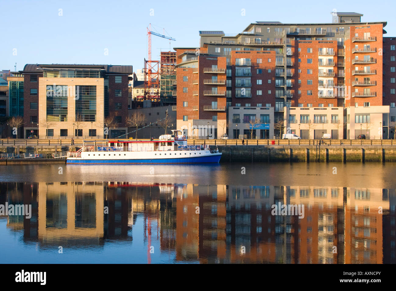 Ferienwohnungen auf dem Kai Newcastle UK Stockfoto