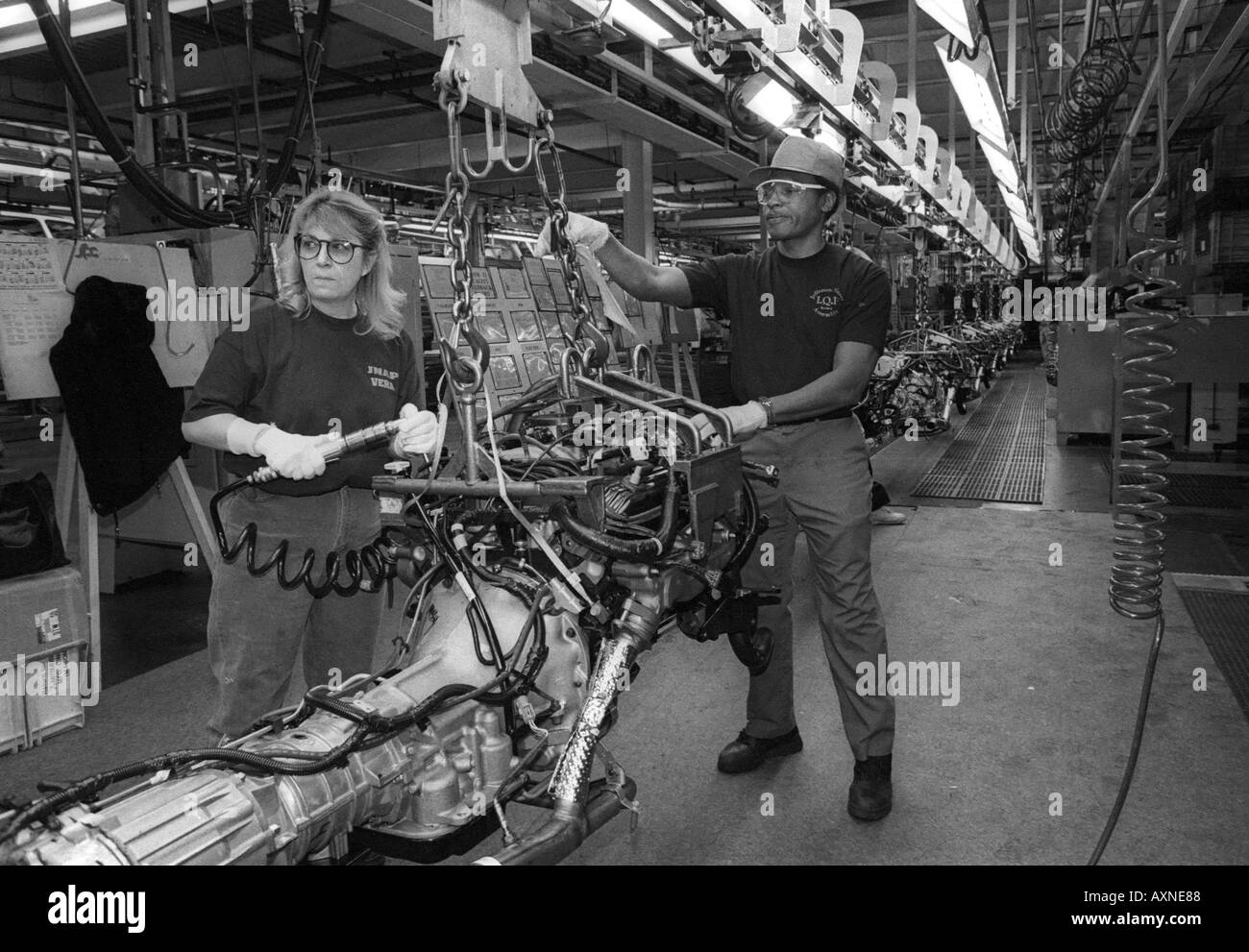 Arbeiter bei DaimlerChrysler Auto Montagewerk in Detroit Stockfoto