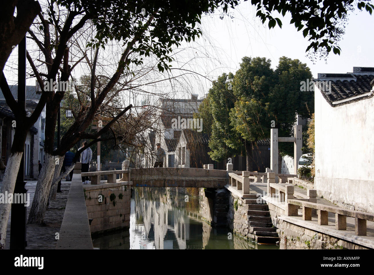 Kanalbrücke in der Altstadt von Suzhou China Stockfoto