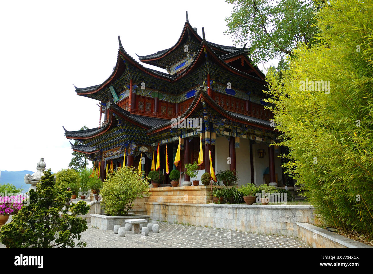 Ein Taoistischer Tempel des traditionellen Stils war der König und die königliche Familie. Lijiang, Yunnan, China. Stockfoto