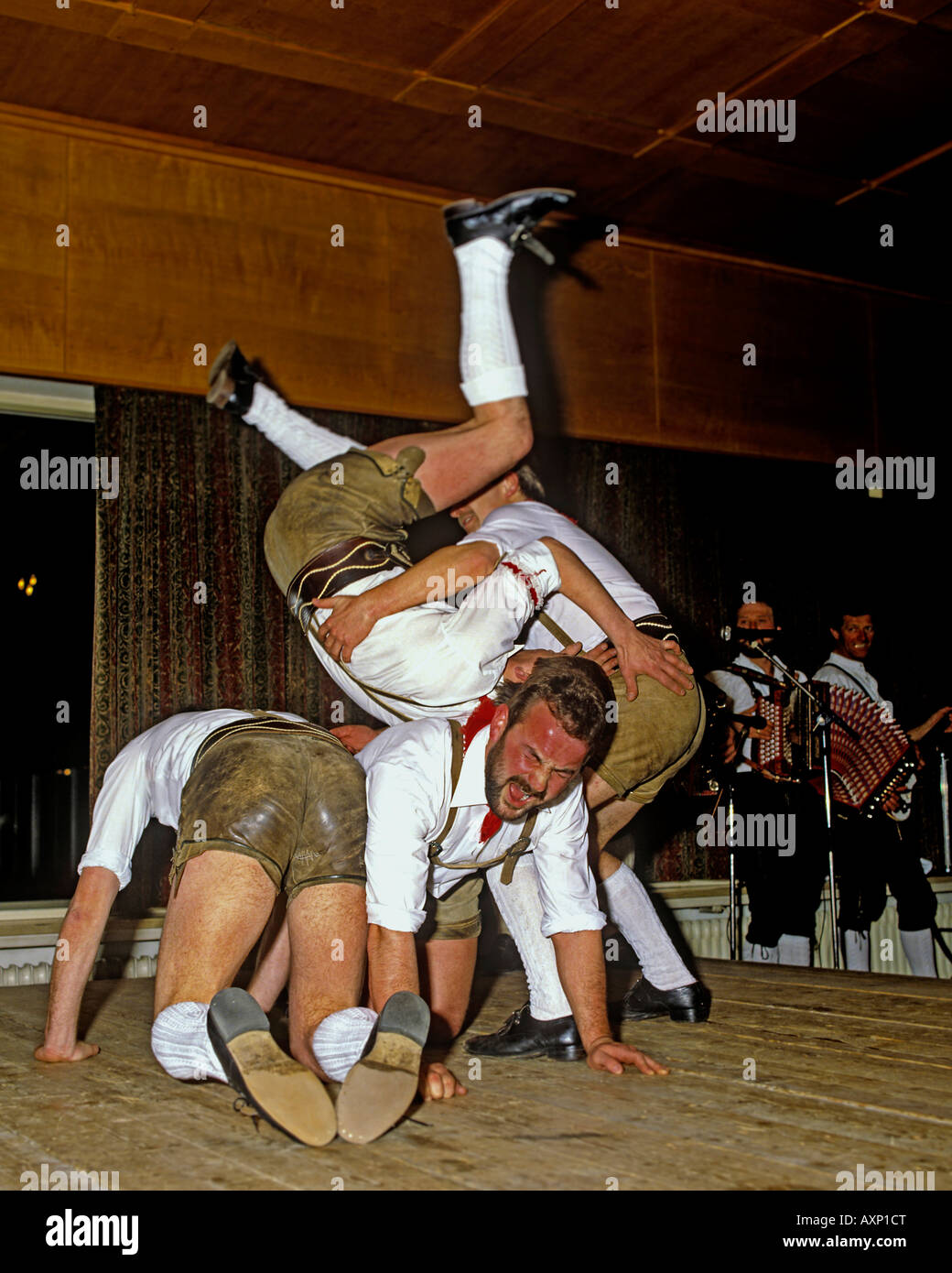 0411-Tiroler Tanz Österreich Stockfoto