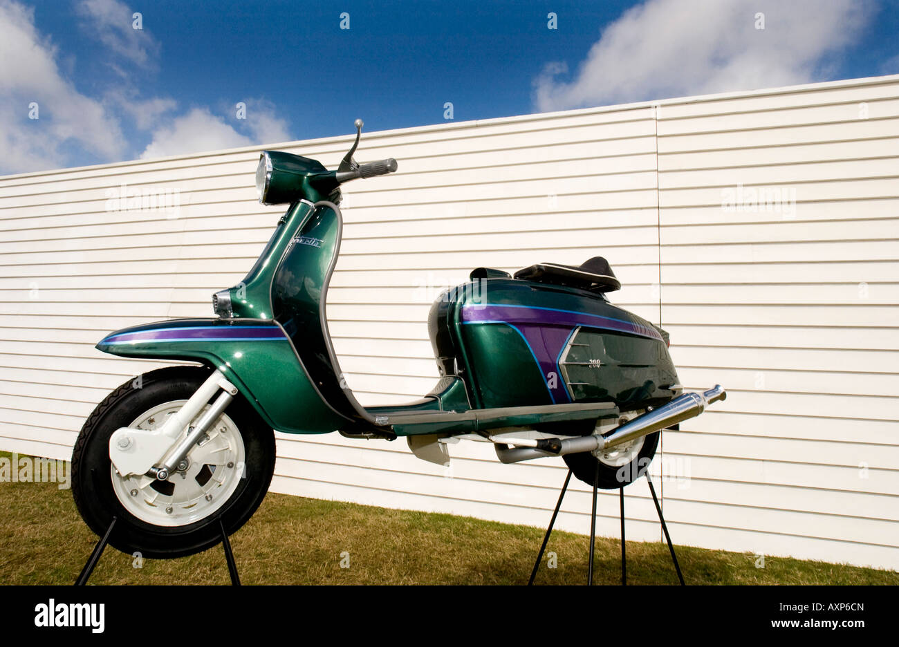 1960er Jahre retro Vintage mod Lambretta Vespa Motorrad Motorroller ...