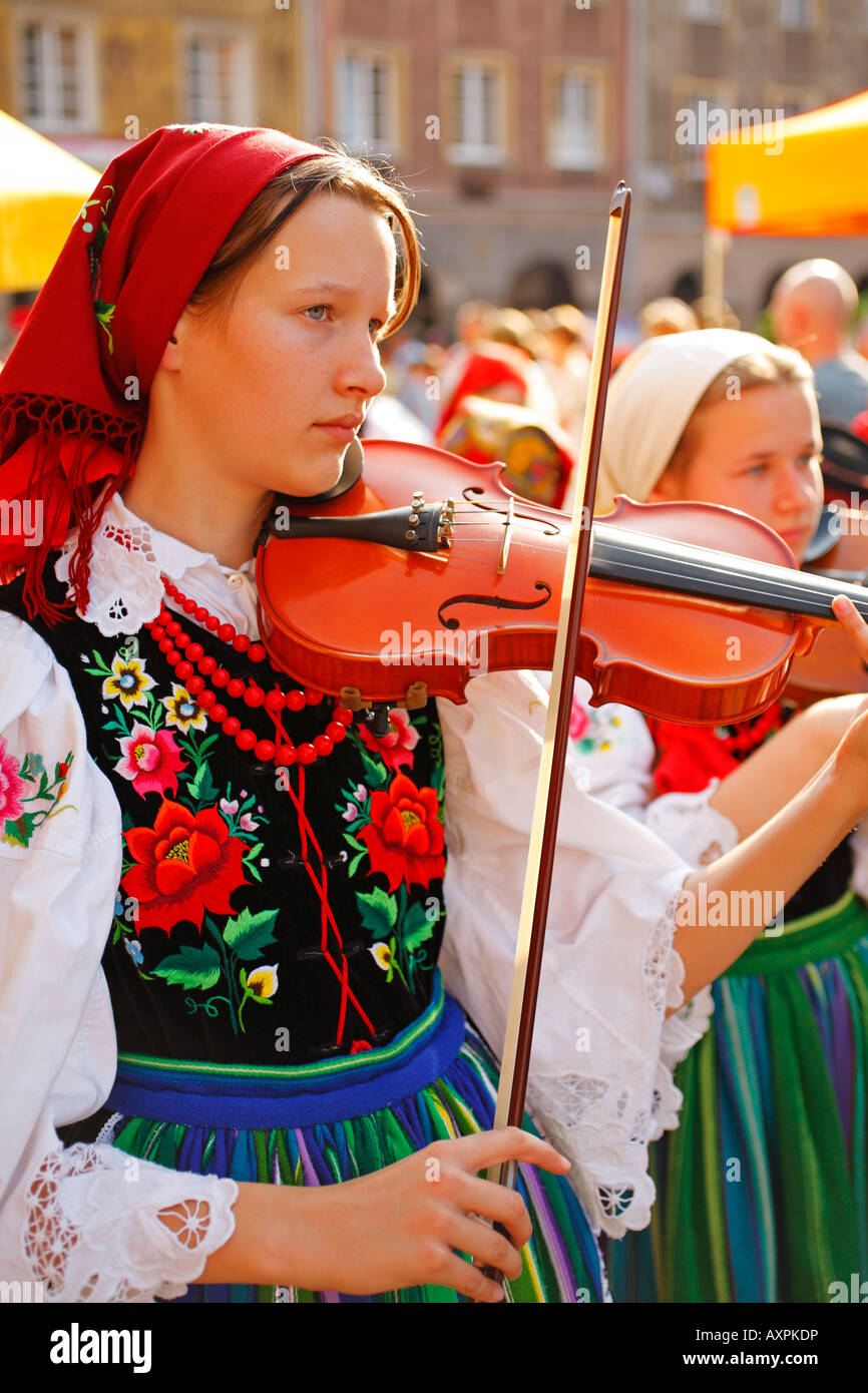 Lowicz Volksmusiker, Parade Folklore Tage in Olsztyn, Polen Stockfoto