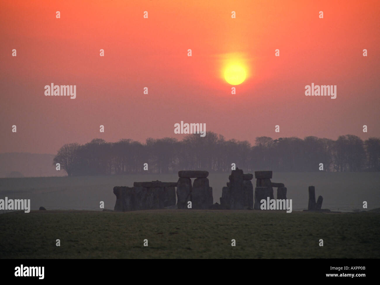 UK England Wiltshire Stonehenge bei Sonnenaufgang Stockfoto