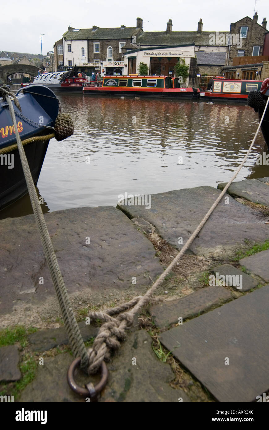 Oktober 2006 Skipton North Yorkshire England UK Leeds, Liverpool-Kanal durchquert die Stadt Foto von Richard Wayman Stockfoto