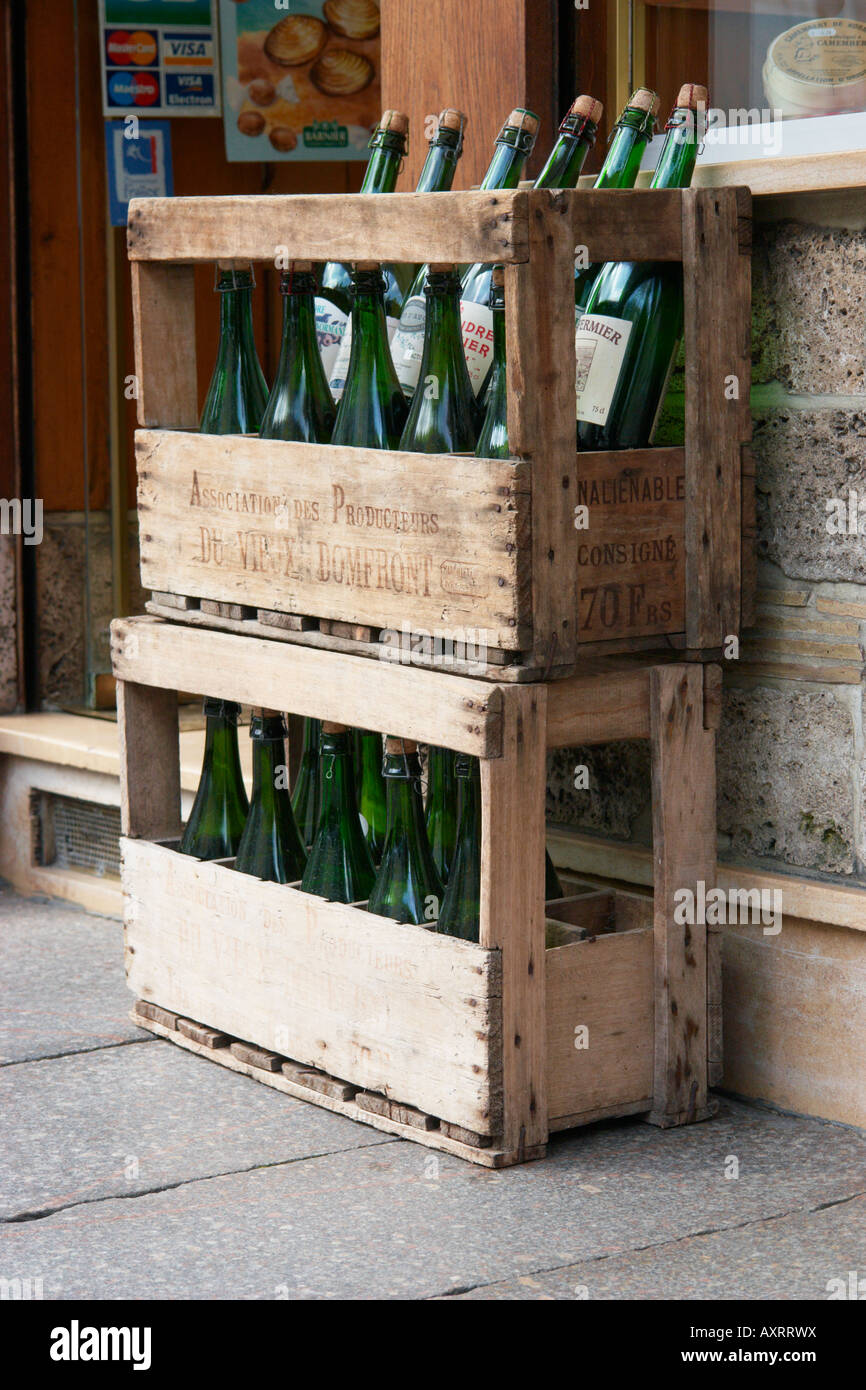 Apfelwein zum Verkauf an Honfleur Normandie Frankreich Stockfoto
