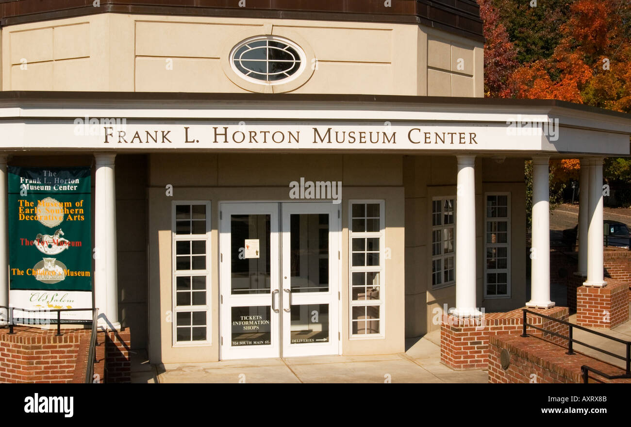 Das Frank L Horton Museum Center, ein historisches Juwel in Old Salem, North Carolina, zeigt frühe amerikanische Kultur und Erbe. Stockfoto