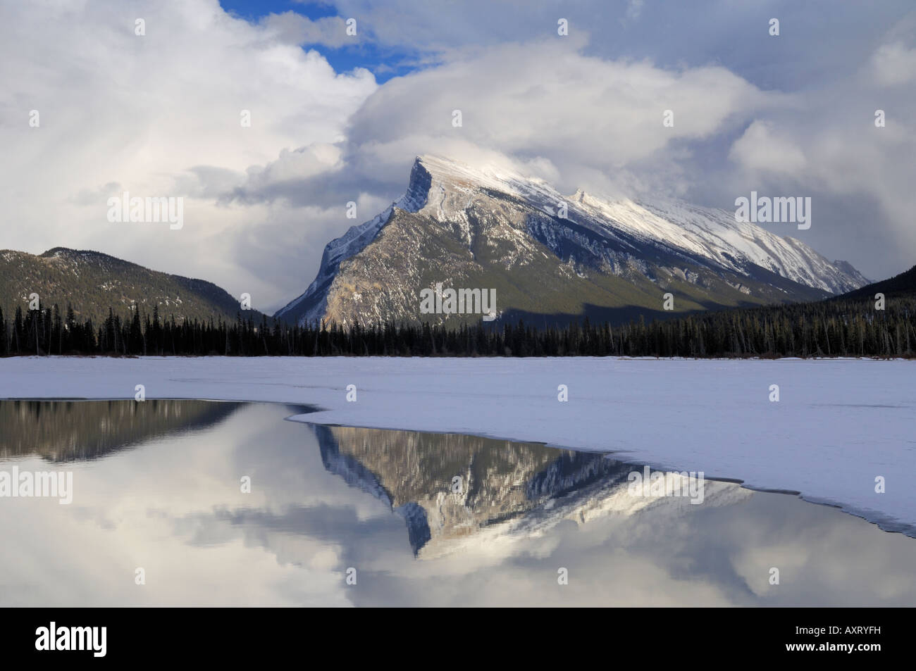Mount Rundle und Vermillion Seen Banff Nationalpark Alberta Kanada Stockfoto