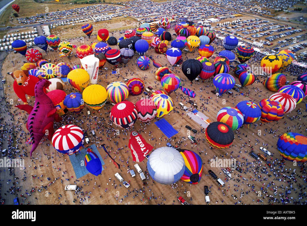 Überblick über abheben am Ballonfestival Albuquerque in New Mexico Stockfoto