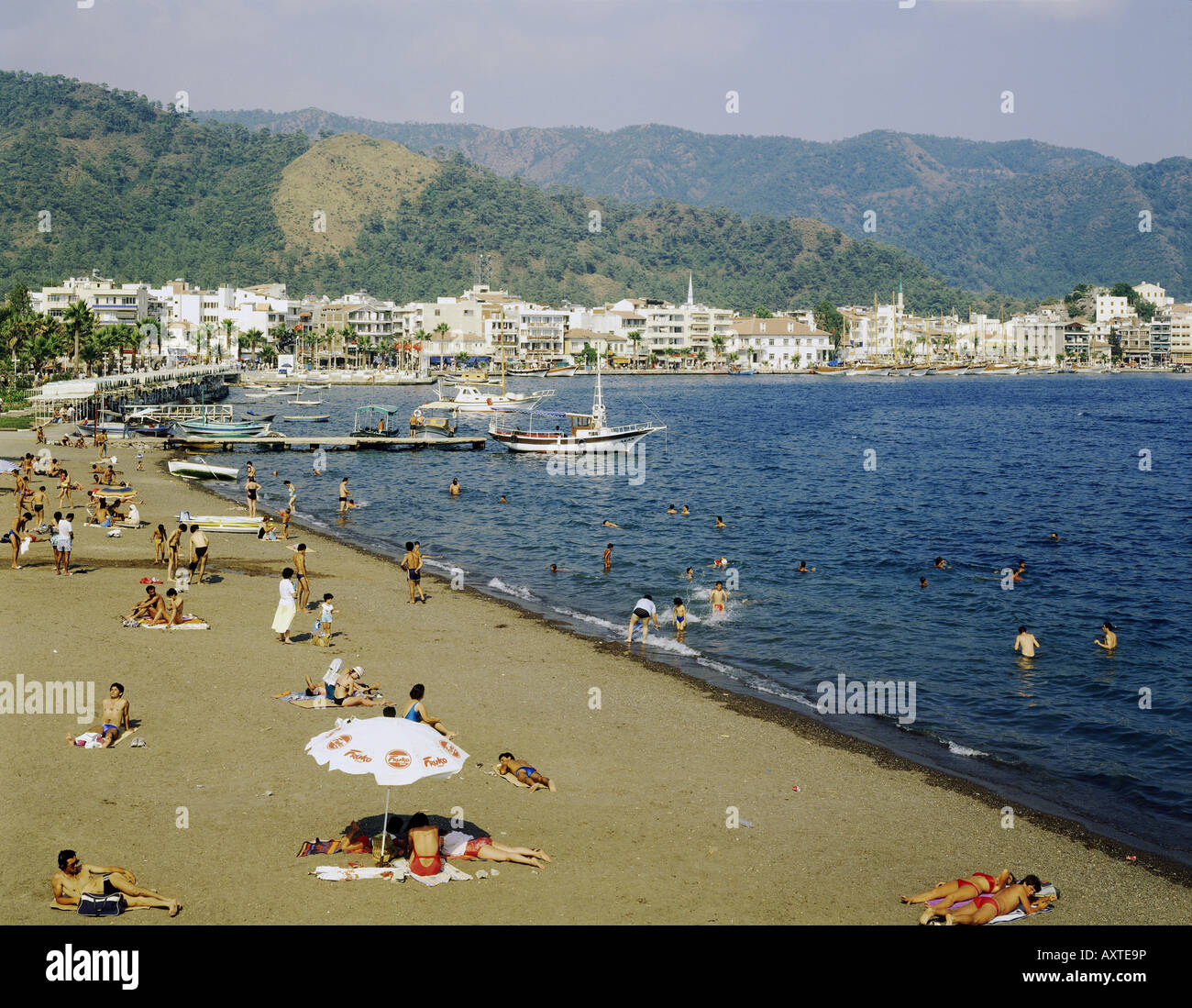 Geographie / Reisen, Türkei, Marmaris, Strand, Urlaub, Ferien, Urlaub, Urlauber am Meer Stockfoto