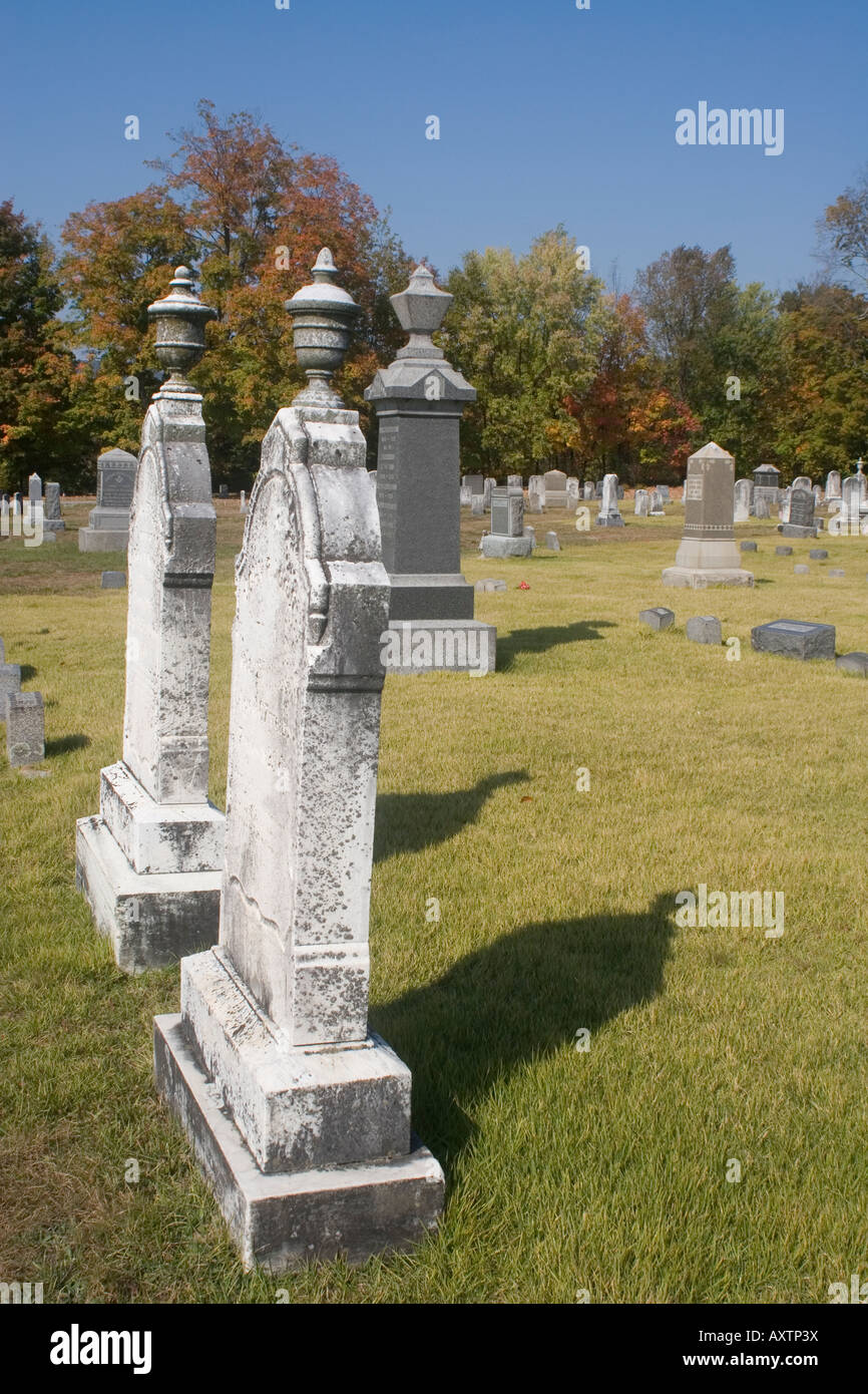 Ein Upstate NY Friedhof gegründet 1861, Soldaten unterzubringen, die im Bürgerkrieg gestorben weiterhin als Begräbnisstätte dienen Stockfoto