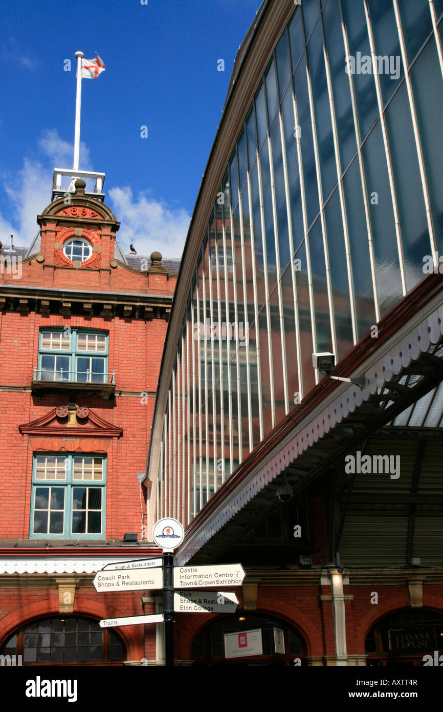 Windsor Castle Stadtzentrum Touristen Royal Borough of Windsor und Maidenhead, Berkshire, England, UK, GB Stockfoto